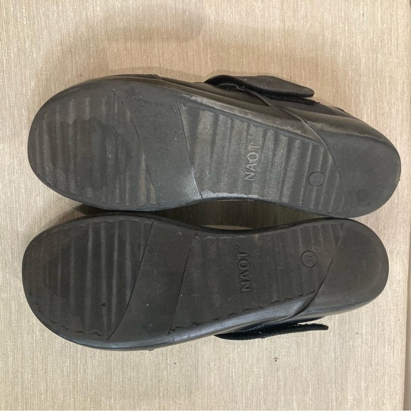 NAOT Sz 6 Two Toned Mary Jane Style Comfort Sandals - Picture 11 of 11